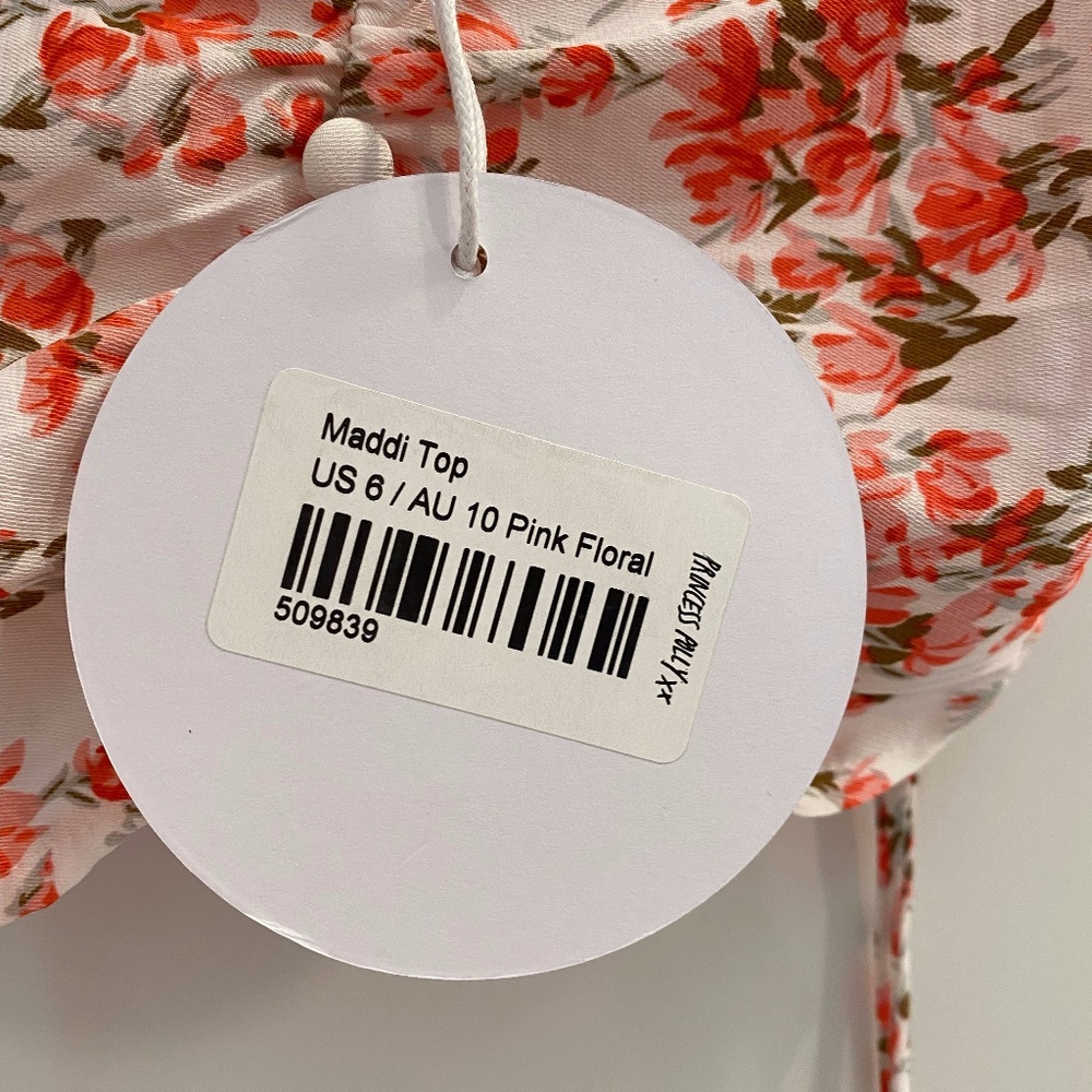 Princess Polly Floral Crop Top - Picture 3 of 3